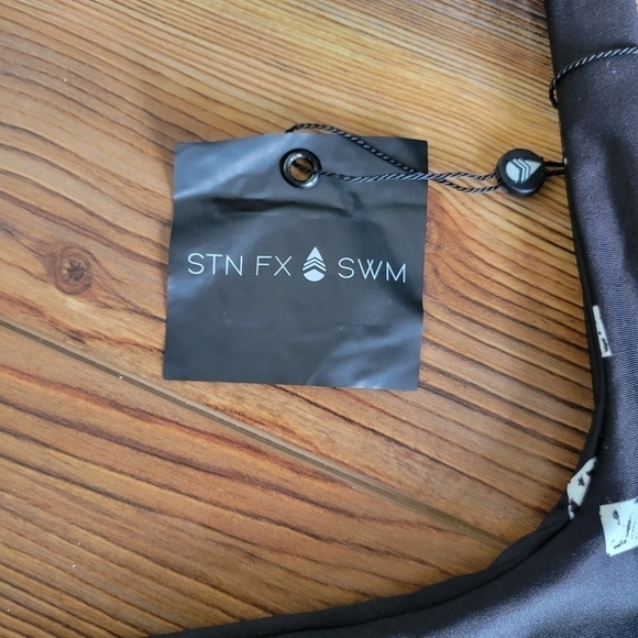 NWT Stone Fox Swim Sana One Piece Swimsuit in Black Dot L - Picture 7 of 9